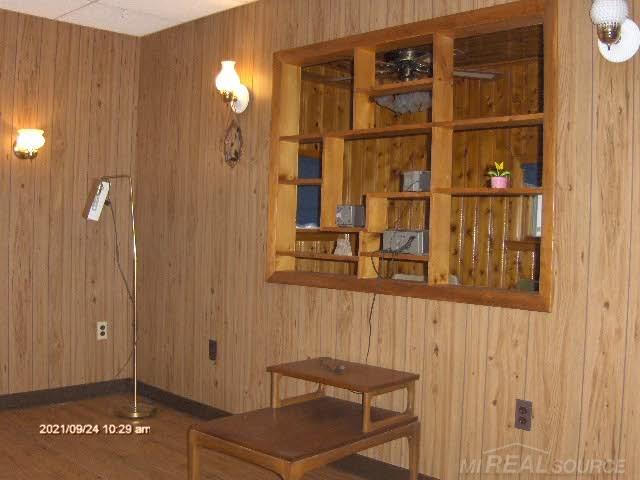 7226 Dogwood Road Lexington, MI 48450 - Photo 5 of 16 31315921-4.JPG
