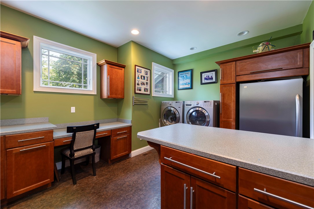 365 Boston Neck Road Narragansett, RI 02882 - Photo 25 of 50
