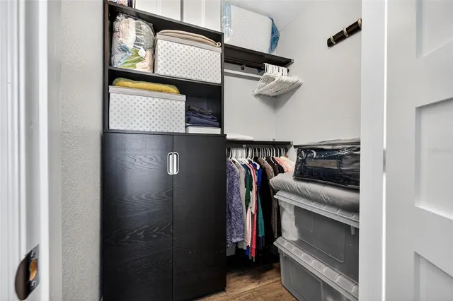 a view of walk in closet