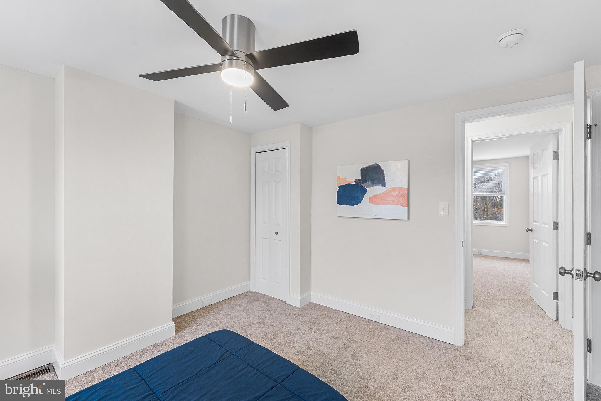 621 West 33rd Street Baltimore, MD 21211 - Photo 16 of 27 wooden floor in an empty room