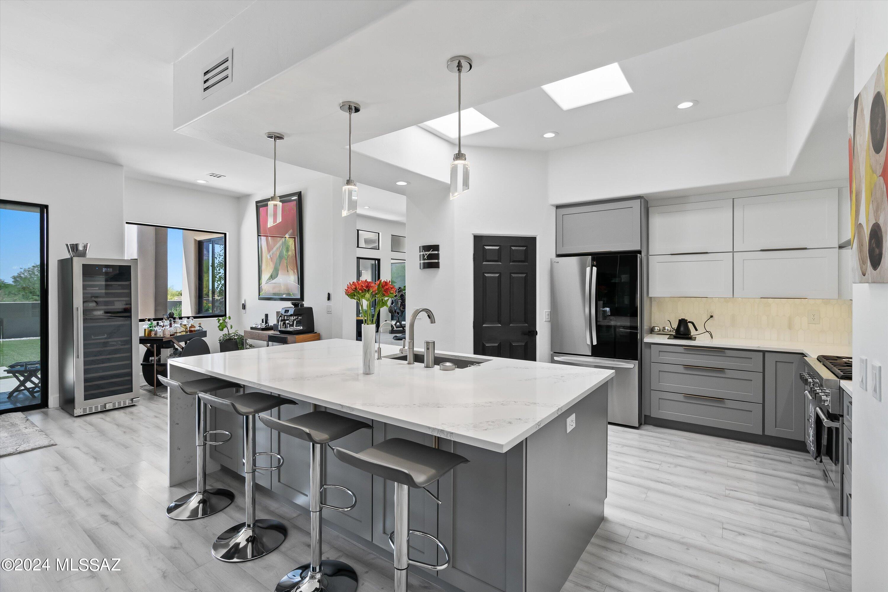12456 North Piping Rock Road Oro Valley, AZ 85755 - Photo 15 of 46