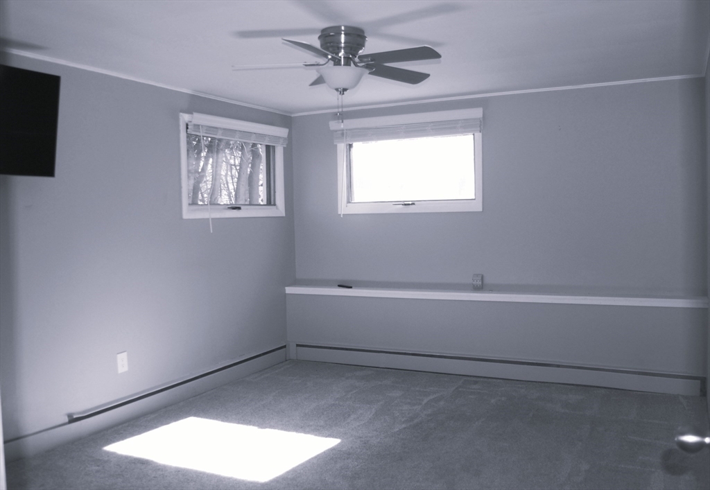 9 Harding Street Leicester, MA 01611 - Photo 17 of 28