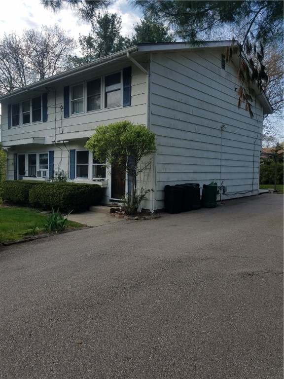 81 Wampum Road, Unit B Narragansett, RI 02882 - Photo 2 of 20