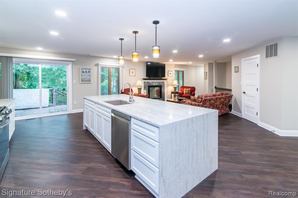23415 Beech Road Southfield, MI 48033 - Photo 14 of 50 Gallery Image 14