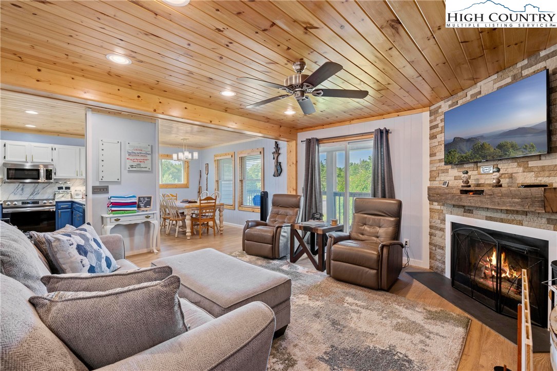 301 Pinnacle Inn Road, Unit 3126 Beech Mountain, NC 28604 - Photo 1 of 48 Gallery Image 1