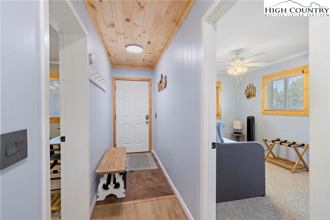 301 Pinnacle Inn Road, Unit 3126 Beech Mountain, NC 28604 - Photo 11 of 48 Gallery Image 11