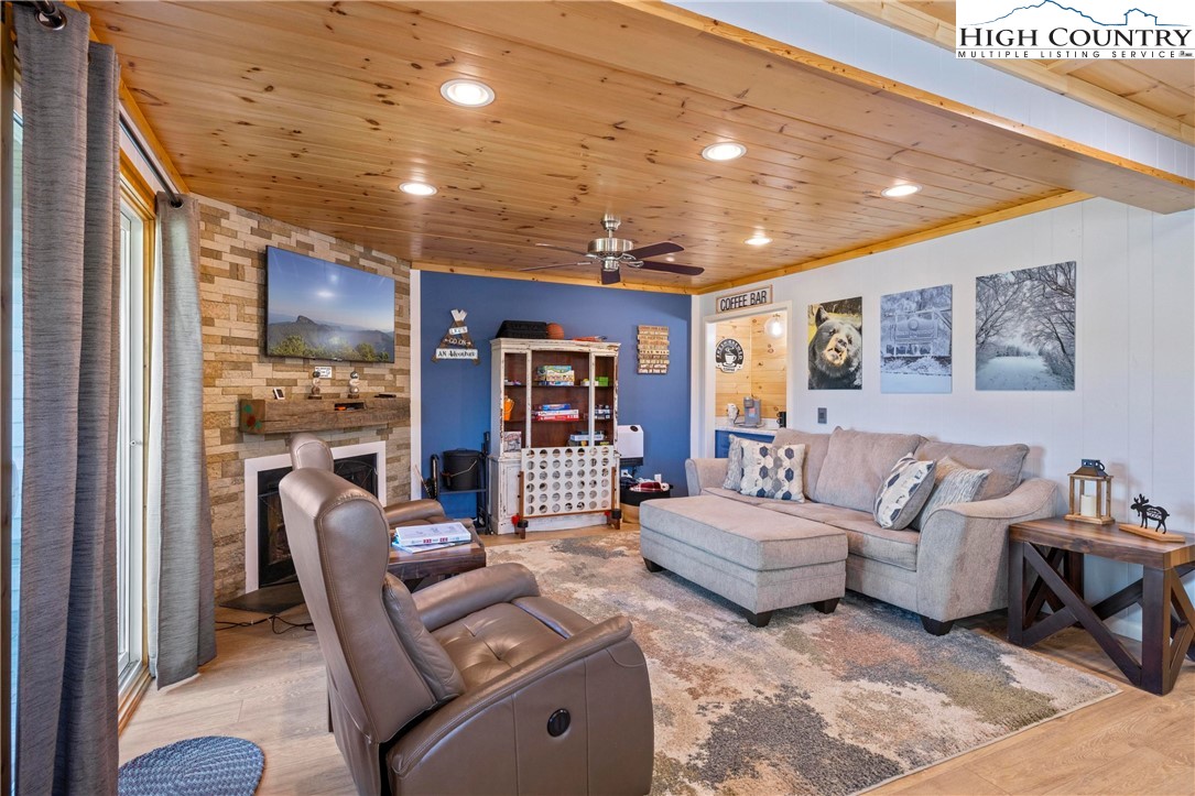 301 Pinnacle Inn Road, Unit 3126 Beech Mountain, NC 28604 - Photo 18 of 48 Gallery Image 18