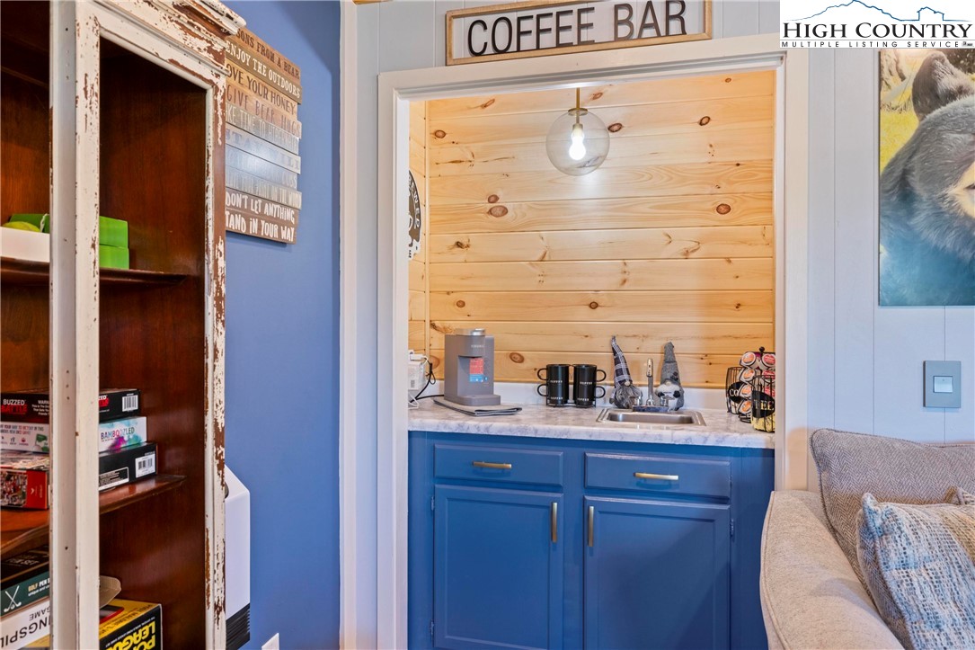 301 Pinnacle Inn Road, Unit 3126 Beech Mountain, NC 28604 - Photo 20 of 48 Gallery Image 20