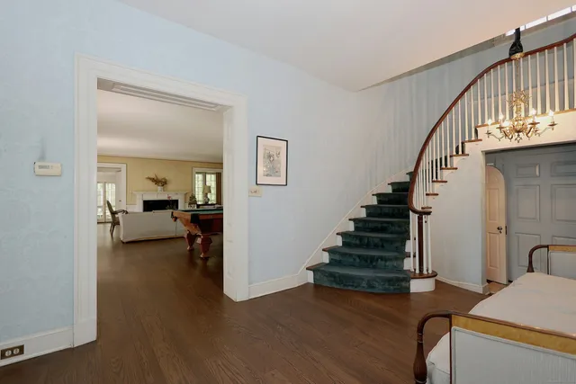 $1,599,000 | 33 Peaceable Street, Redding, CT 06896