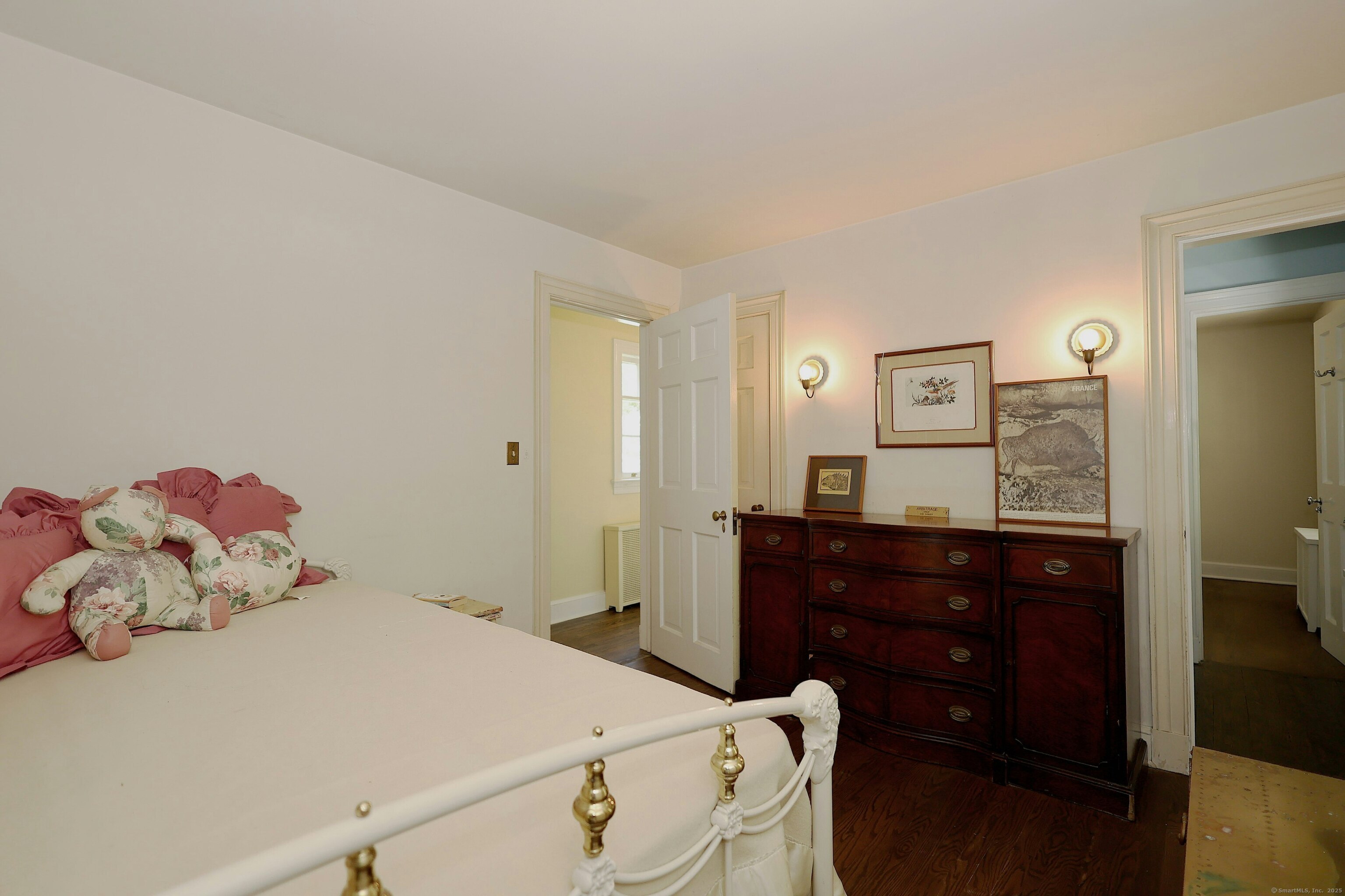 33 Peaceable Street Redding, CT 06896 - Photo 26 of 40