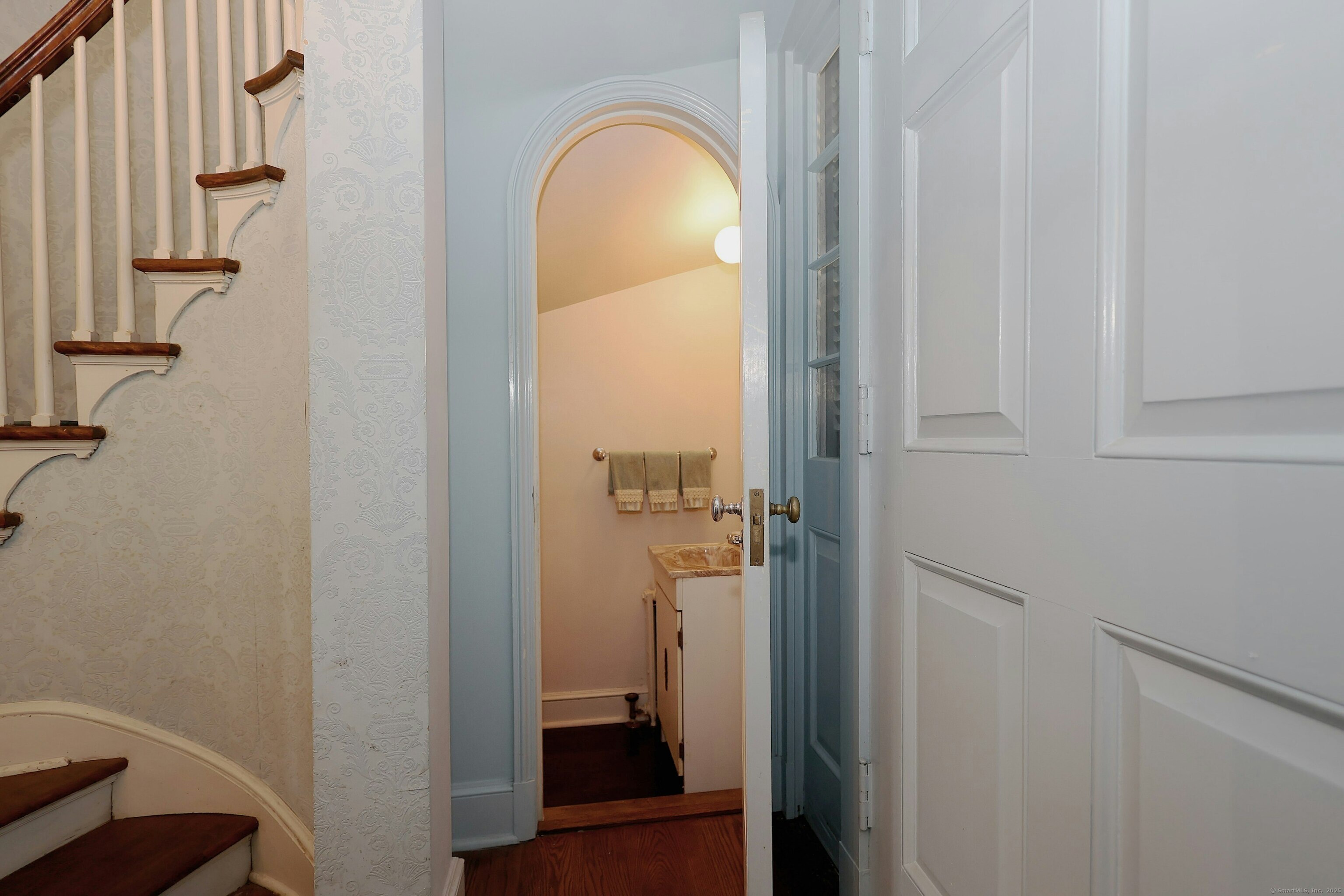 33 Peaceable Street Redding, CT 06896 - Photo 29 of 40