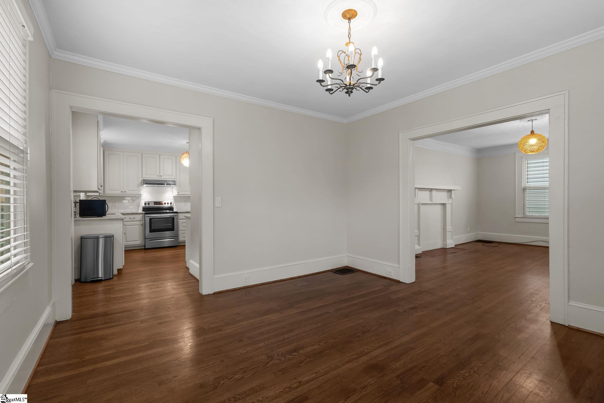 12 Underwood Avenue Greenville, SC 29607 - Photo 35 of 38