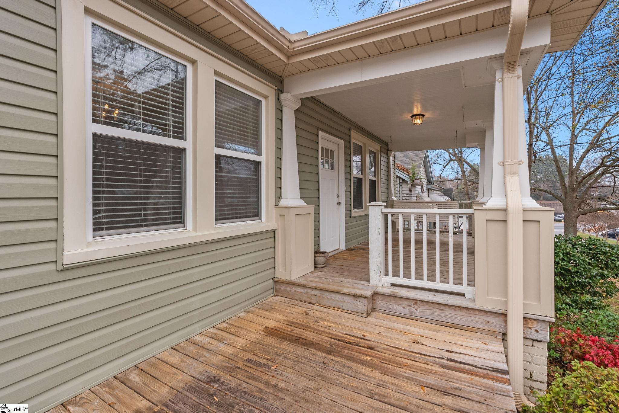 12 Underwood Avenue Greenville, SC 29607 - Photo 9 of 38