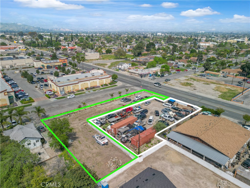 1098 North Mt Vernon Ave  