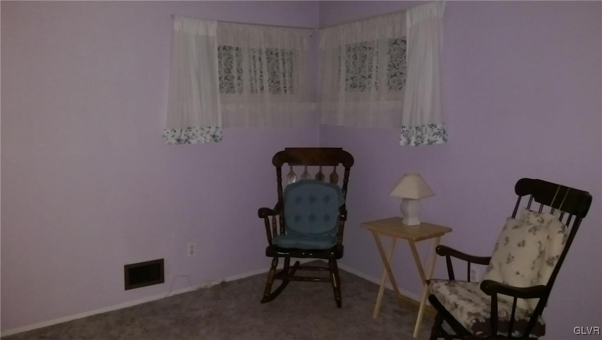 1561 Rudolph Drive Bethlehem, PA 18018 - Photo 8 of 9 Gallery Image 8