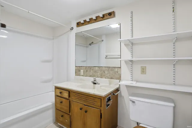 $209,900 | 220 Hickory Street, Lafayette, IN 47905