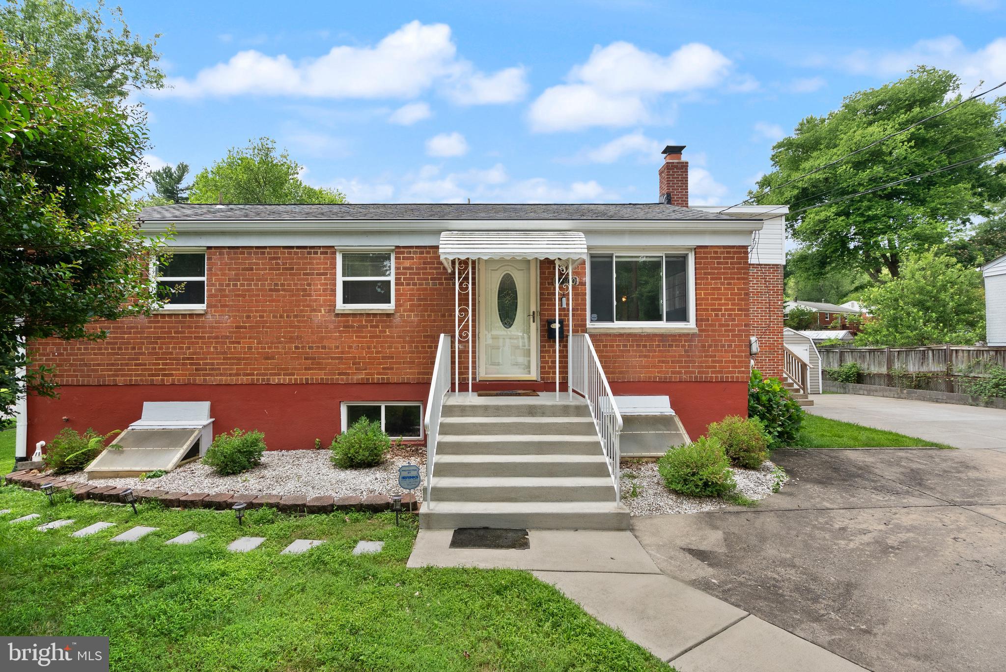 11300 Schuylkill Road Rockville, MD 20852 - Photo 1 of 55 front exterior