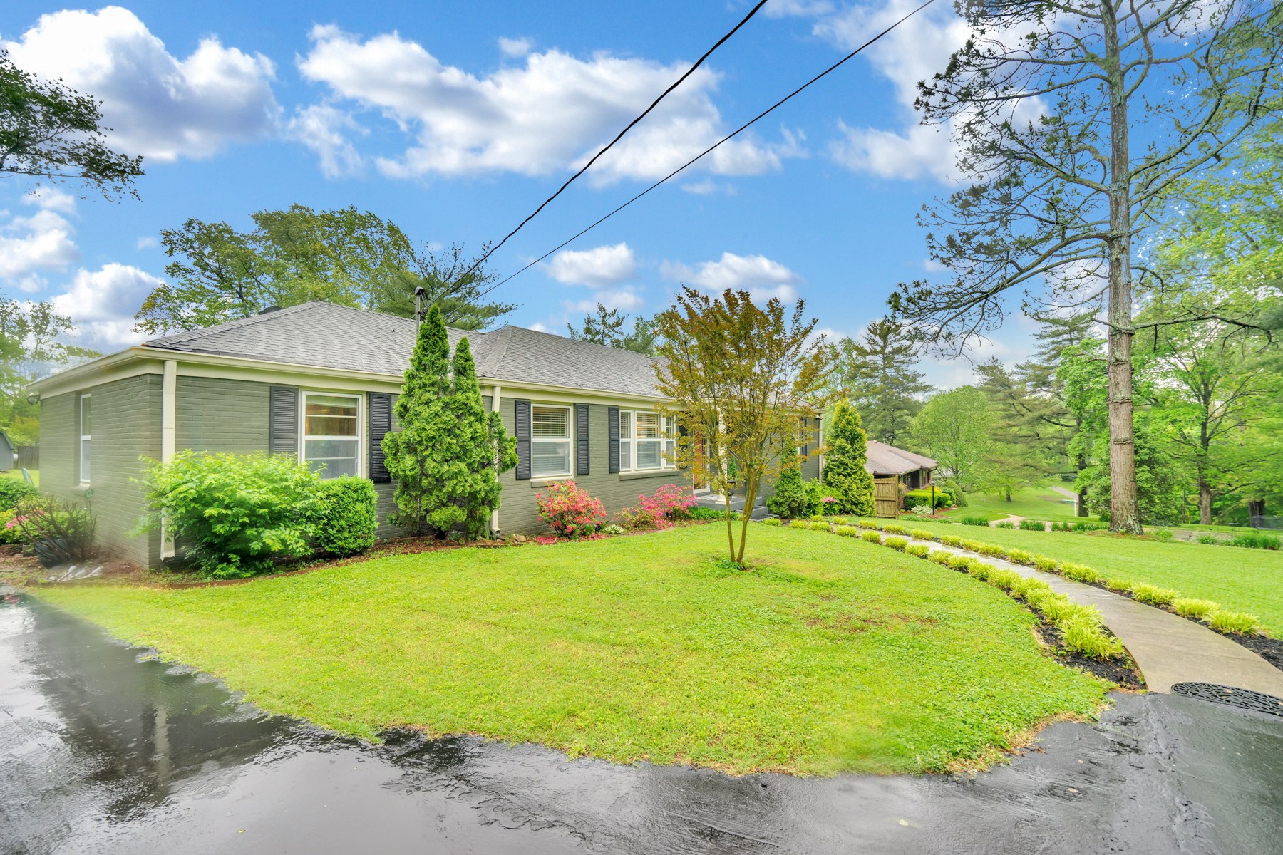135 Spring Valley Road Nashville, TN 37214 - Photo 3 of 26 Gallery Image 3