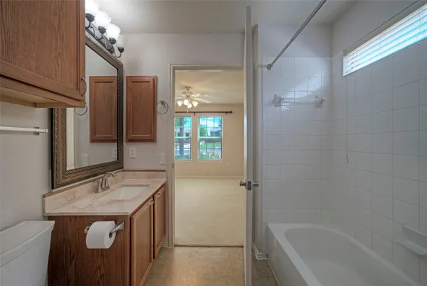 $1,795 | 18100 Belfry Pass, Manor, TX 78653