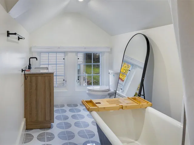 $2,498,000 | 362-364 South Union Street, Burlington, VT 05401