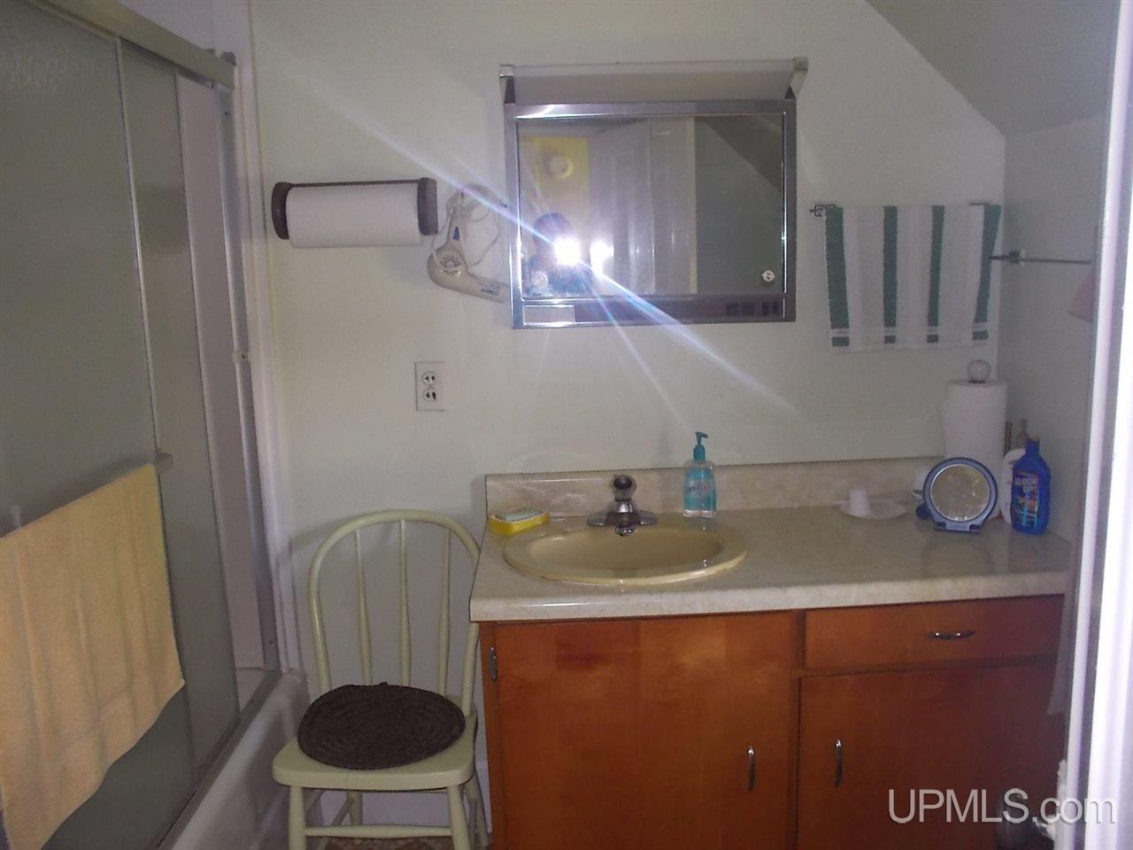 9735 North Johnson Road, Unit 404A Bessemer, MI 49911 - Photo 10 of 26
