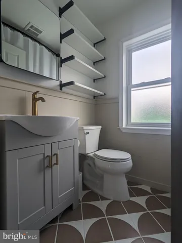 $3,800 | 4913 Lackawanna Street, College Park, MD 20740