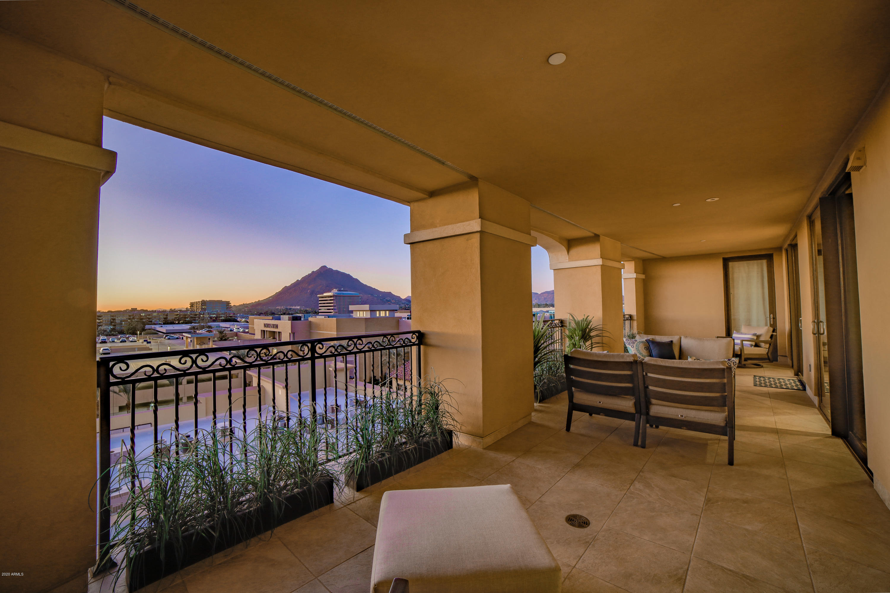 7175 East Camelback Road, Unit 802 Scottsdale, AZ 85251 - Photo 1 of 40 Waterfront 802 (MLS) -32