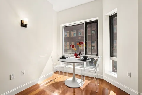 $1,178,000 | 17 Otis Street, Unit 205, Cambridge, MA 02141