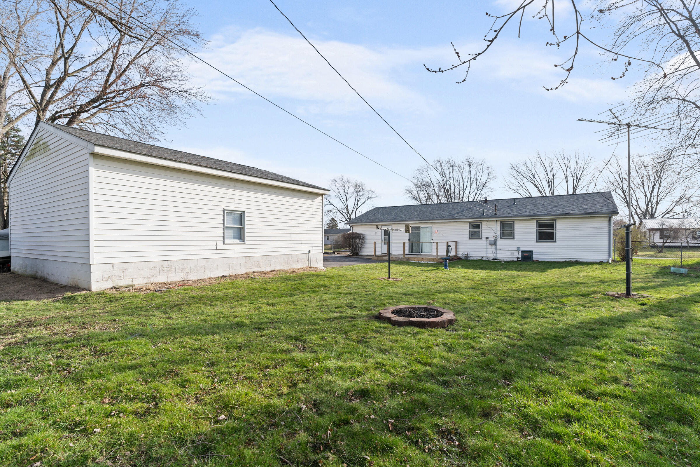 756-1 Devonshire Road Valparaiso, IN 46385 - Photo 21 of 23 2400x1600