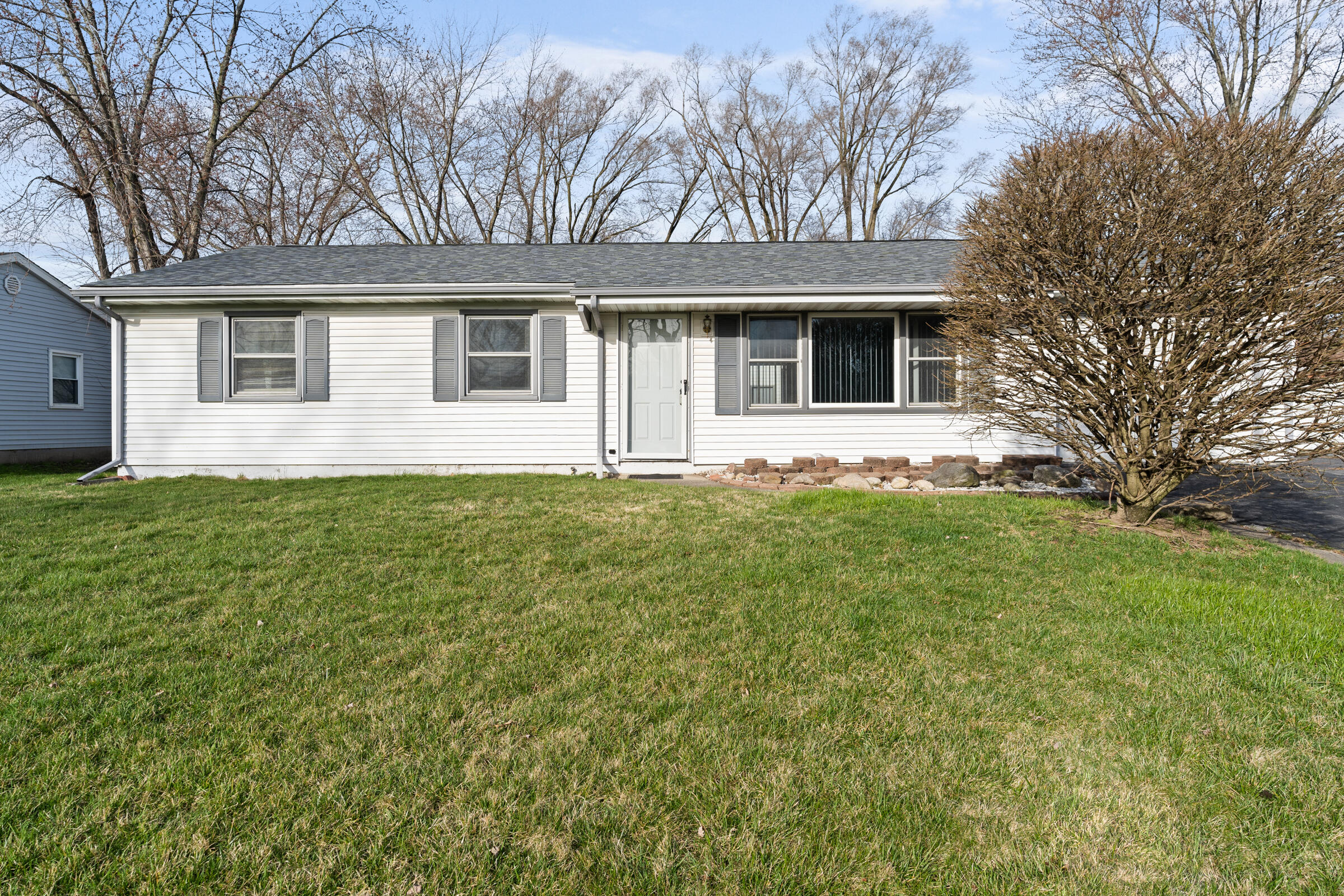 756-1 Devonshire Road Valparaiso, IN 46385 - Photo 3 of 23 2400x1600