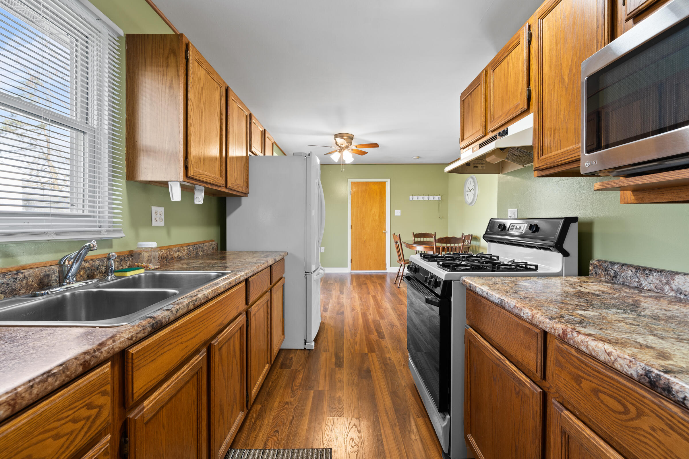 756-1 Devonshire Road Valparaiso, IN 46385 - Photo 9 of 23 2400x1600