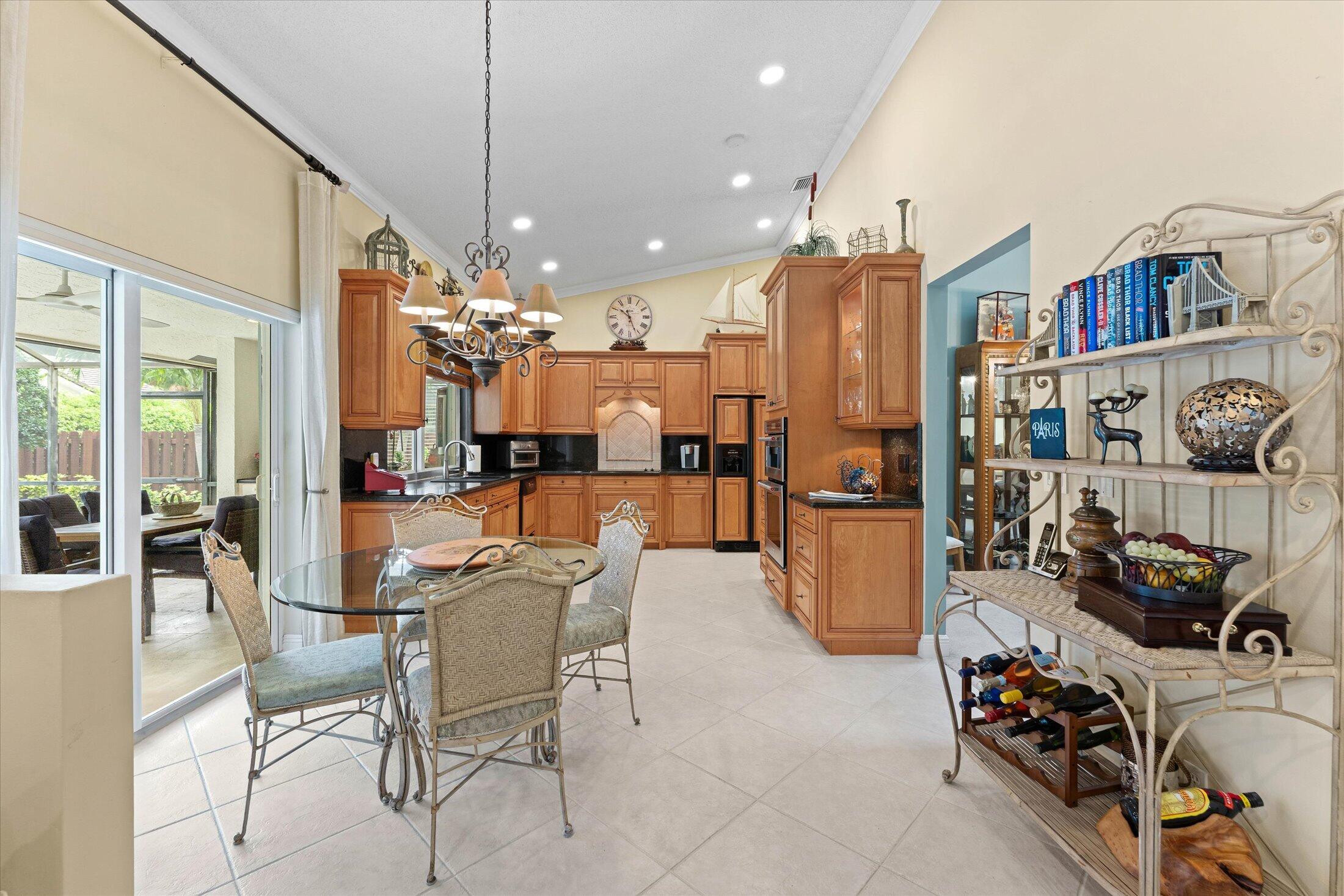 2699 Northwest 38th Street Boca Raton, FL 33434 - Photo 12 of 44 Kitchen/Breakfast