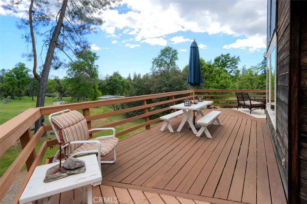 5027 Fox Creek Road Mariposa, CA 95338 - Photo 38 of 75 a view of roof deck with patio