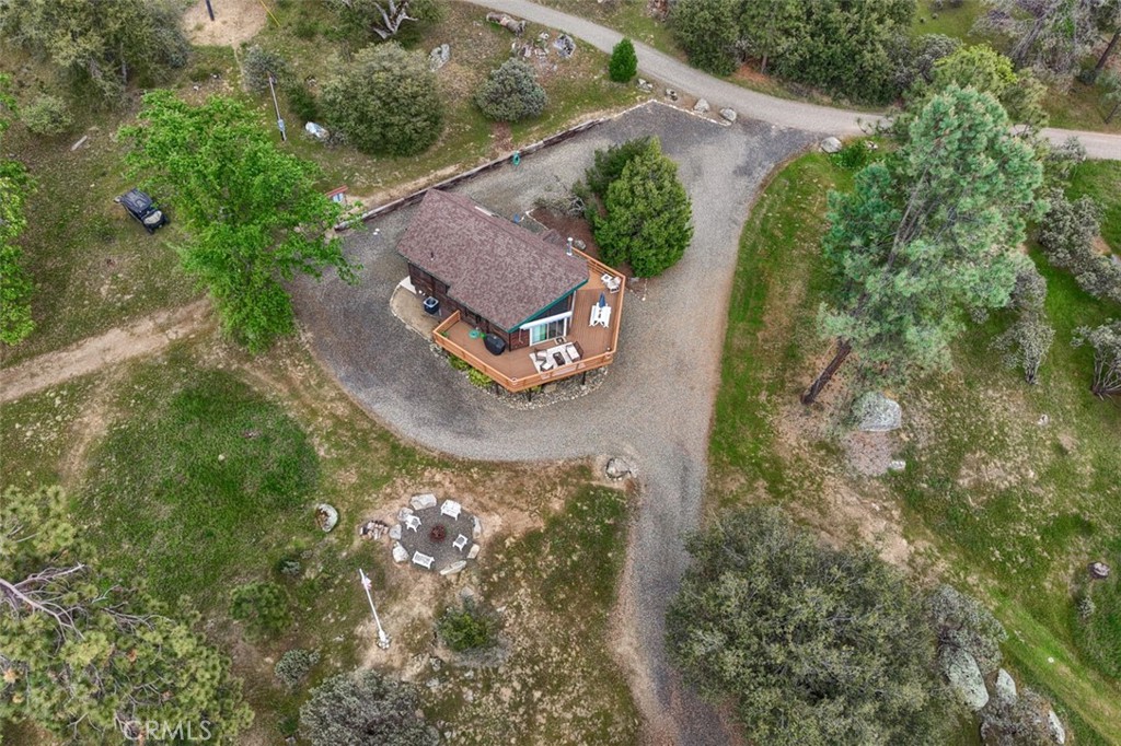 5027 Fox Creek Road Mariposa, CA 95338 - Photo 72 of 75 an aerial view of a house with a yard