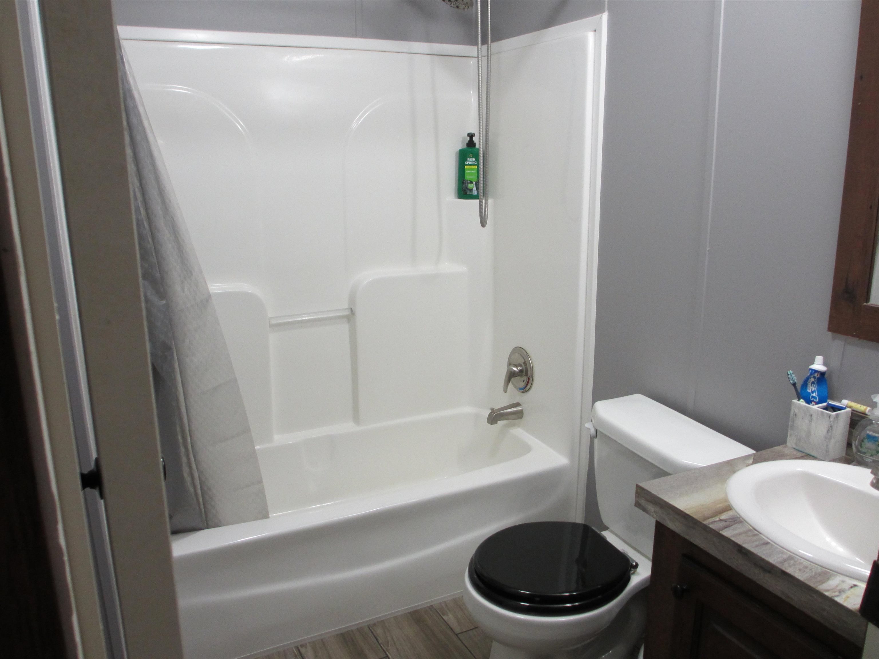 8032 Christina Road Tallahassee, FL 32305 - Photo 11 of 42