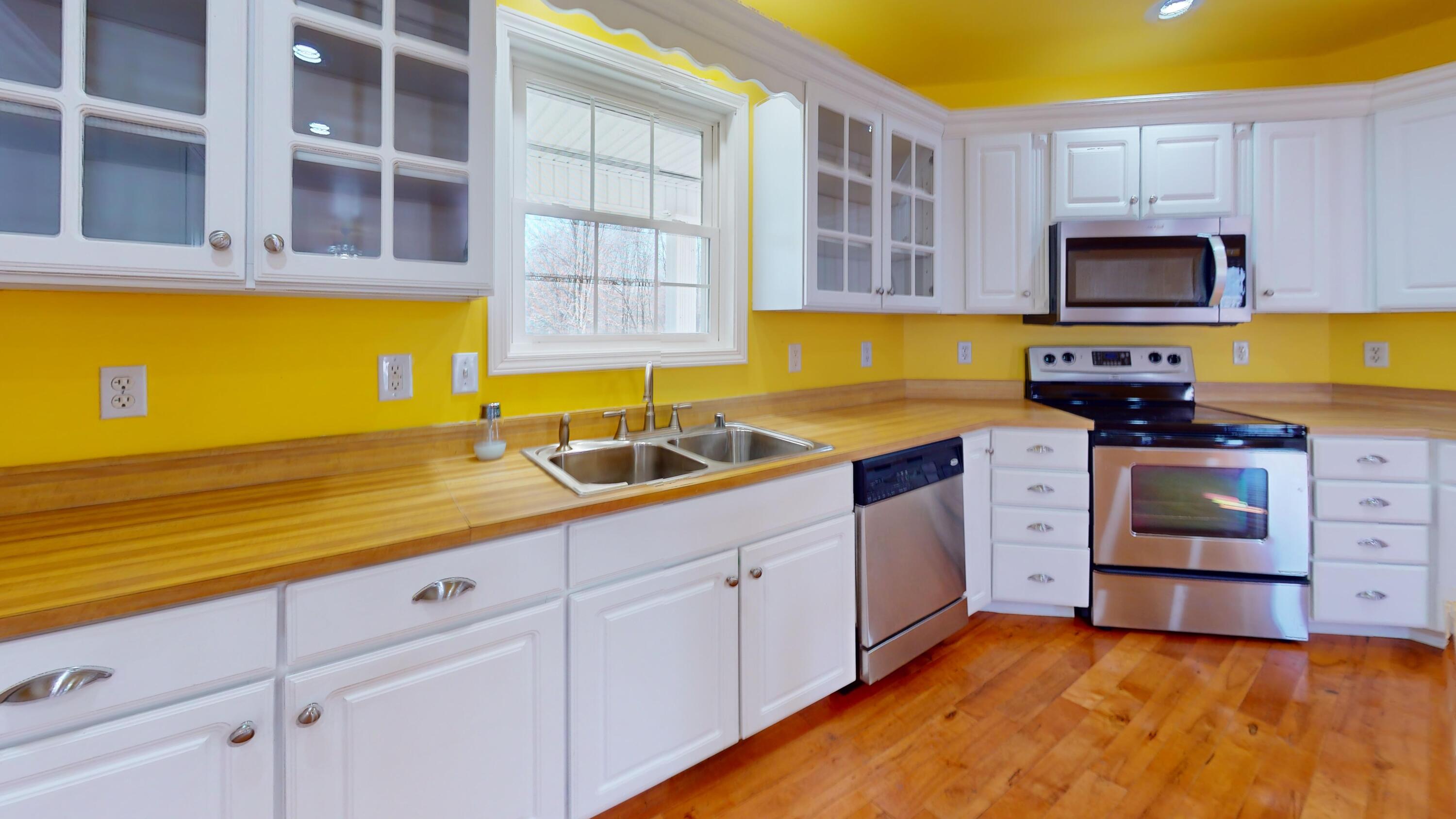 1790-Welch-Rd-Kitchen