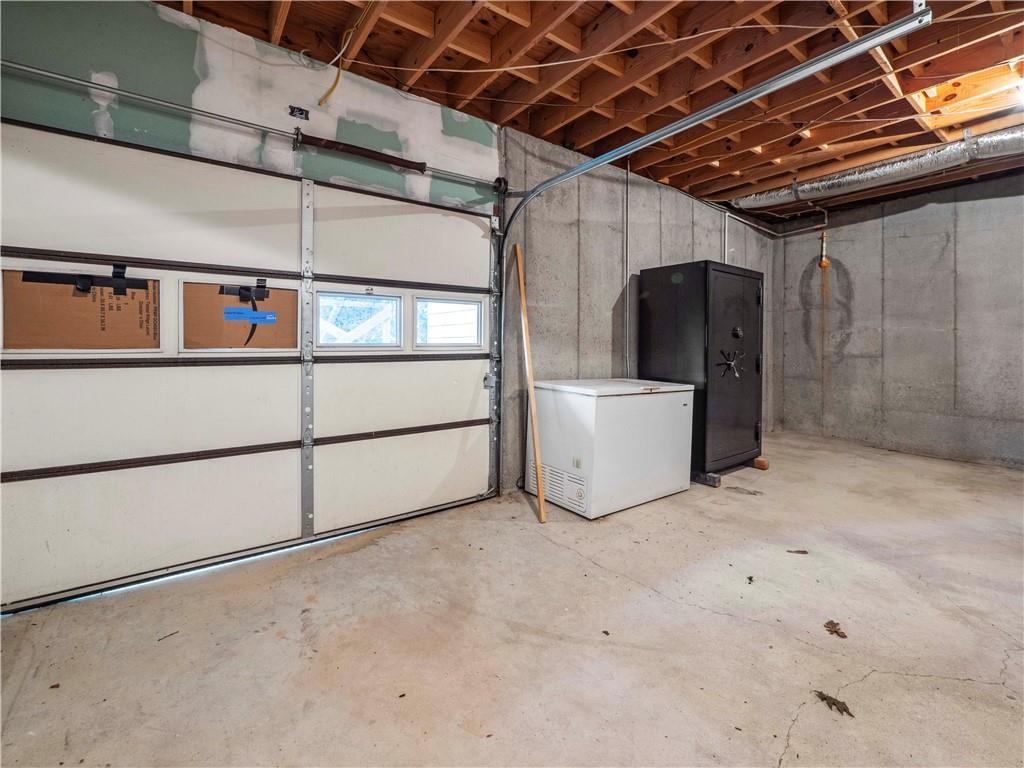 6185 Timberidge Drive Gainesville, GA 30506 - Photo 46 of 50 a view of an empty room