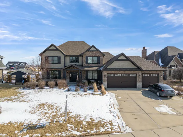 $725,000 | 24035 Bay To Bay Boulevard, Manhattan, IL 60442