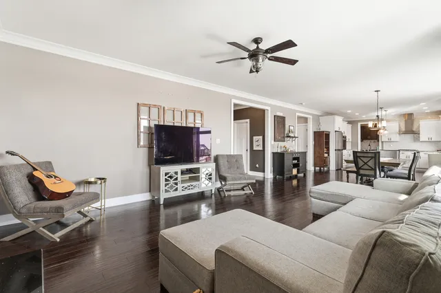 $725,000 | 24035 Bay To Bay Boulevard, Manhattan, IL 60442