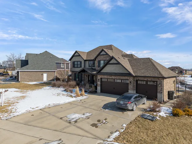 $725,000 | 24035 Bay To Bay Boulevard, Manhattan, IL 60442