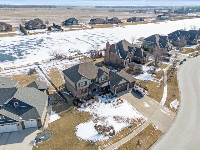 $725,000 | 24035 Bay To Bay Boulevard, Manhattan, IL 60442