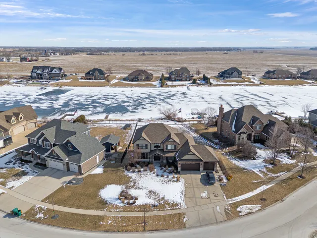 $725,000 | 24035 Bay To Bay Boulevard, Manhattan, IL 60442