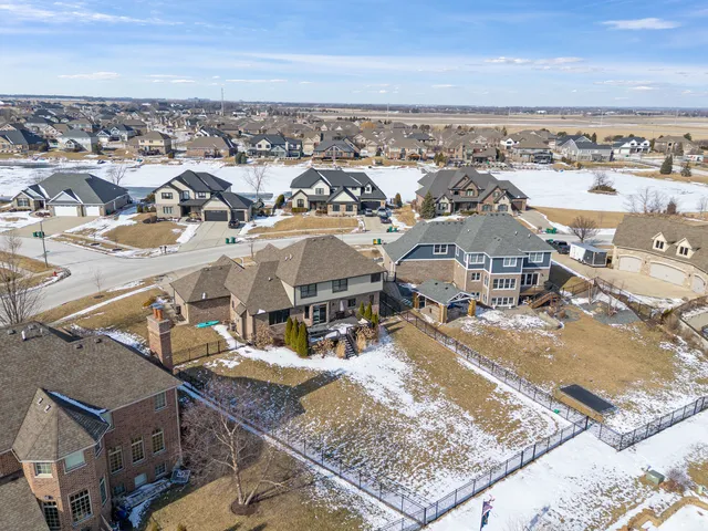 $725,000 | 24035 Bay To Bay Boulevard, Manhattan, IL 60442