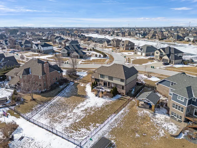 $725,000 | 24035 Bay To Bay Boulevard, Manhattan, IL 60442