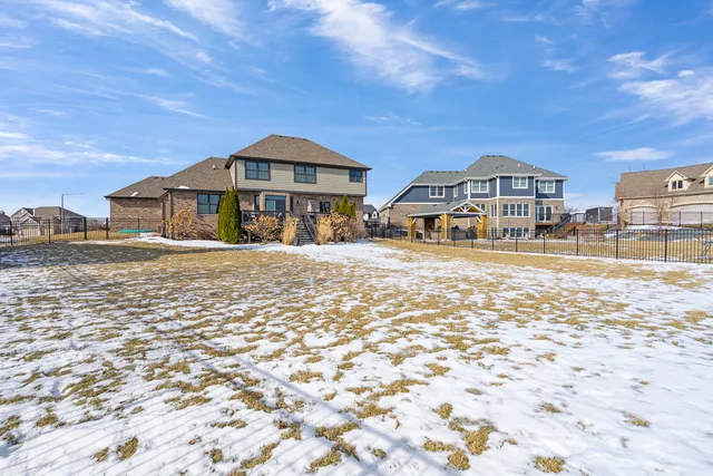 $725,000 | 24035 Bay To Bay Boulevard, Manhattan, IL 60442