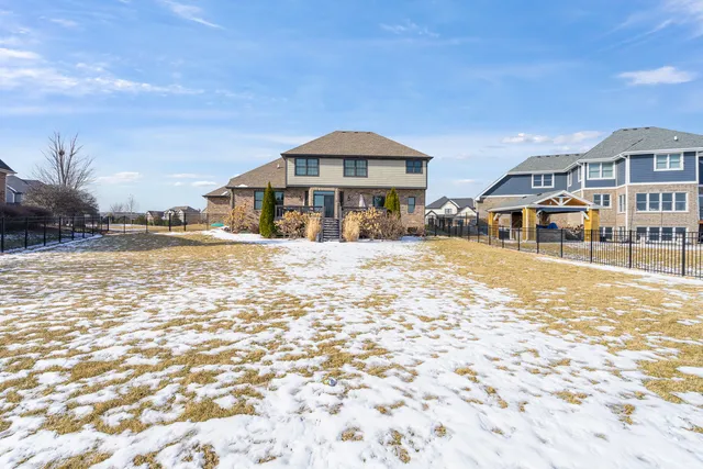 $725,000 | 24035 Bay To Bay Boulevard, Manhattan, IL 60442