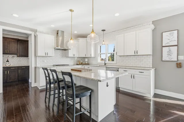 $725,000 | 24035 Bay To Bay Boulevard, Manhattan, IL 60442