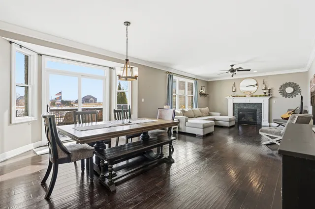 $725,000 | 24035 Bay To Bay Boulevard, Manhattan, IL 60442