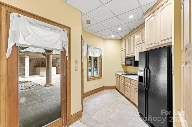 $1,600,000 | 1043 Rolling Green Drive, Newton, NC 28658