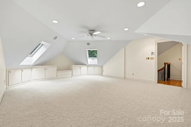 $1,600,000 | 1043 Rolling Green Drive, Newton, NC 28658